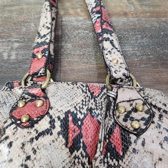 KATE Landry Vintage Snakeskin Purse - Picture 3 of 12